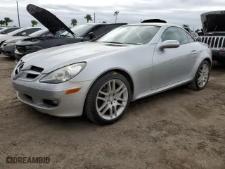 2008 Mercedes-Benz SLK-Class 3.5L with VIN WDBWK56FX8F181256, listed as a Copart auction lot 76898704 with 0 mi miles and Salvage Title. Bid and sale history available at carsss.com. Image 1.