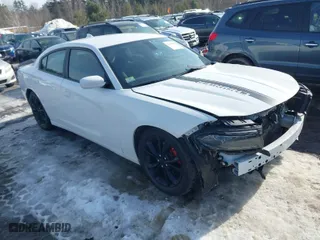 2022 Dodge Charger SXT with VIN 2C3CDXJG8NH214134, listed as a IAAI auction lot 41621216 with 39,790 mi miles. Bid and sale history available at carsss.com. Image 1.