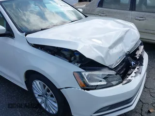 2016 Volkswagen Jetta SEL z VIN 3VWL07AJ0GM376263, wystawiony jako IAAI lot #42728100 z przebiegiem 213 315 mil mil oraz . Historia ofert i sprzedaży dostępna na DreamBid. Obrazek 17.