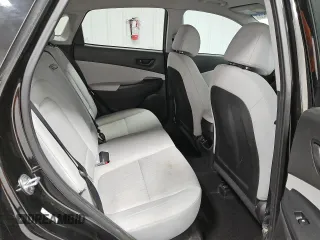 2023 Hyundai Kona SEL с VIN KM8K62AB5PU964272, выставлен на аукционе Copart как лот 52076365 с пробегом 25 090 миль миль и Чистый • Clean title. История ставок и продаж доступна на DreamBid. Изображение 11.
