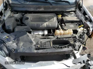 2019 Jeep Cherokee Altitude z VIN 1C4PJLLB7KD286063, wystawiony jako Copart lot #55282685 z przebiegiem 128 660 mil mil oraz Szkoda całkowita • Salvage title. Historia ofert i sprzedaży dostępna na DreamBid. Obrazek 12.