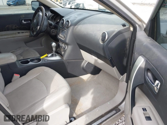 2012 Nissan Rogue S with VIN JN8AS5MT2CW279781, listed as a IAAI auction lot 41654326 with 226,984 mi miles. Bid and sale history available at carsss.com. Image 5.