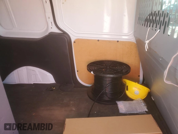 2015 Ford Transit Connect XL с VIN NM0LS7E70F1193563, выставлен на аукционе Copart как лот 51292815 с пробегом 190 363 миль миль и Списание • Salvage title. История ставок и продаж доступна на DreamBid. Изображение 10.