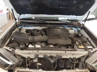 2018 Toyota 4Runner SR5 with VIN JTEBU5JRXJ5603321, listed as a IAAI auction lot 41671207 with 56,540 mi miles. Bid and sale history available at carsss.com. Image 10.