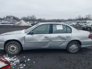 2005 Chevrolet Classic with VIN 1G1ND52F15M125574, listed as a IAAI auction lot 41554515 with 165,536 mi miles. Bid and sale history available at carsss.com. Image 6.