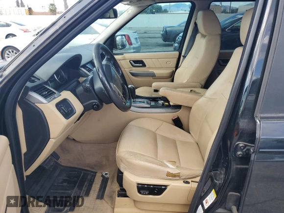 2008 Land Rover Range Rover Sport HSE z VIN SALSF25498A133692, wystawiony jako Copart lot #51823525 z przebiegiem 259 847 mil mil oraz Czysty tytuł • Clean title. Historia ofert i sprzedaży dostępna na DreamBid. Obrazek 7.