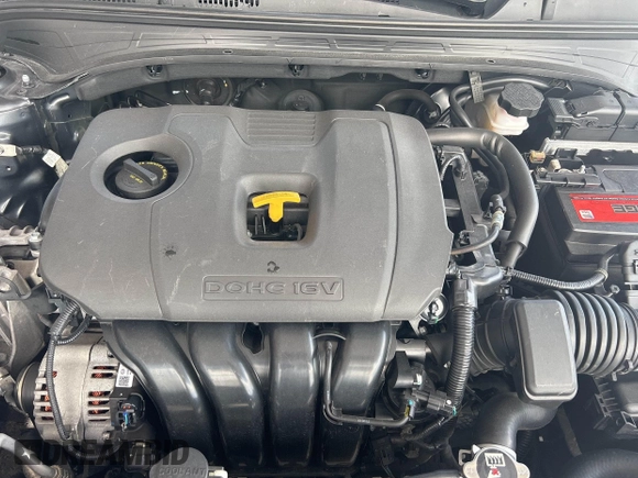 2021 Kia Forte LXS with VIN 3KPF24AD6ME337864, listed as a IAAI auction lot 42472943 with 81,961 mi miles and . Bid and sale history available at DreamBid. Image 10.