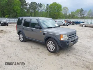 2008 Land Rover LR3 SE with VIN SALAE25458A484128, listed as a IAAI auction lot 42018158 with 198,504 mi miles. Bid and sale history available at carsss.com. Image 1.