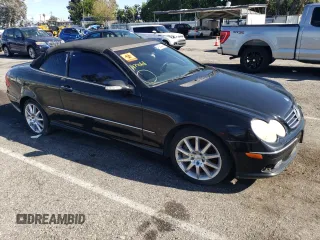 2005 Mercedes-Benz CLK 500 with VIN WDBTK75G05T048236, listed as a Copart auction lot 48063434 with 228,417 mi miles and Clean title. Bid and sale history available at DreamBid. Image 4.