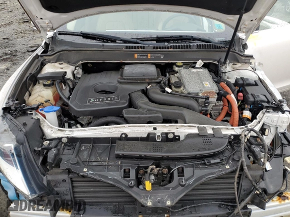 2015 Lincoln MKZ Hybrid with VIN 3LN6L2LUXFR609516, listed as a Copart auction lot 57986625 with 110,268 mi miles and Salvage title. Bid and sale history available at DreamBid. Image 11.