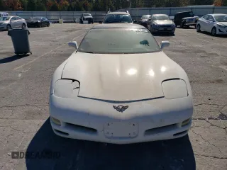 2002 Chevrolet Corvette with VIN 1G1YY22G325105745, listed as a Copart auction lot 76817784 with 130,394 mi miles and Salvage Title. Bid and sale history available at carsss.com. Image 5.