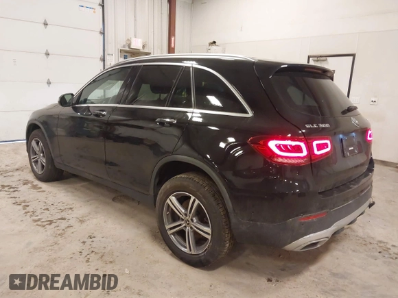 2022 Mercedes-Benz GLC 300 with VIN W1N0G8EB8NV370264, listed as a IAAI auction lot 41867375 with 16,548 mi miles and . Bid and sale history available at DreamBid. Image 3.