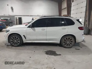 2019 BMW X5 xDrive40i z VIN 5UXCR6C55KLL03630, wystawiony jako IAAI lot #42060030 z przebiegiem 62 460 mil mil oraz . Historia ofert i sprzedaży dostępna na DreamBid. Obrazek 14.