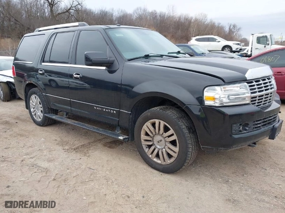 2012 Lincoln Navigator with VIN 5LMJJ2J50CEL05439, listed as a IAAI auction lot 41516644 with 173,183 mi miles. Bid and sale history available at carsss.com. Image 1.