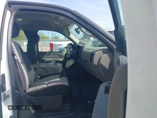 2007 Chevrolet Silverado 1500 Work Truck with VIN 2GCEC19C671704072, listed as a IAAI auction lot 42081776 with Not Provided miles and . Bid and sale history available at DreamBid. Image 5.