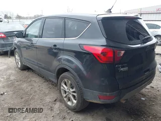 2019 Ford Escape SE with VIN 1FMCU9G91KUC08423, listed as a IAAI auction lot 41686542 with 87,329 mi miles. Bid and sale history available at carsss.com. Image 3.