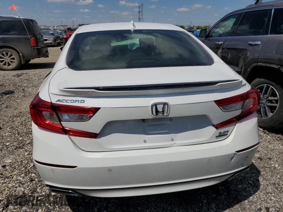 2020 Honda Accord Touring z VIN 1HGCV2F97LA018169, wystawiony jako Copart lot #55828685 z przebiegiem Nie podano mil oraz Szkoda całkowita • Salvage title. Historia ofert i sprzedaży dostępna na DreamBid. Obrazek 6.