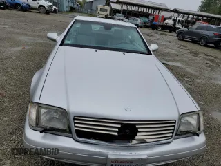 2001 Mercedes-Benz SL-Class with VIN WDBFA68F01F198112, listed as a Copart auction lot 77034114 with 114,049 mi miles and Salvage Title. Bid and sale history available at carsss.com. Image 5.
