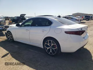 2021 Alfa Romeo Giulia Ti z VIN ZARFANBN0M7642850, wystawiony jako Copart lot #53498445 z przebiegiem Nie podano mil oraz Szkoda całkowita • Salvage title. Historia ofert i sprzedaży dostępna na DreamBid. Obrazek 2.