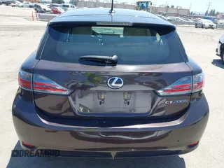 2012 Lexus CT 200h z VIN JTHKD5BH3C2111503, wystawiony jako IAAI lot #42314091 z przebiegiem 53 058 mil mil oraz . Historia ofert i sprzedaży dostępna na DreamBid. Obrazek 16.