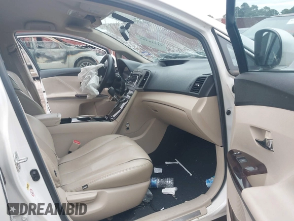 2012 Toyota Venza LE with VIN 4T3ZA3BB5CU061476, listed as a IAAI auction lot 41236395 with Not Provided miles and . Bid and sale history available at DreamBid. Image 5.