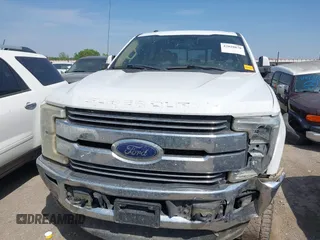 2017 Ford F-250 Lariat with VIN 1FT7W2BT1HEC08287, listed as a IAAI auction lot 42028870 with 3,533,944 mi miles and . Bid and sale history available at DreamBid. Image 12.