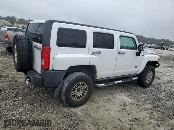2007 Hummer H3 SUV with VIN 5GTDN13E978167512, listed as a Copart auction lot 79580574 with 186,030 mi miles and Salvage Title. Bid and sale history available at carsss.com. Image 3.