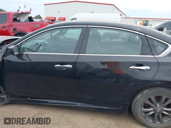 2016 Nissan Altima SL with VIN 1N4AL3AP5GC199957, listed as a IAAI auction lot 42063780 with 112,481 mi miles and . Bid and sale history available at carsss.com. Image 14.