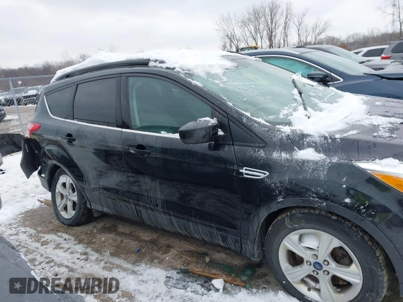 2014 Ford Escape SE with VIN 1FMCU0G96EUC62476, listed as a IAAI auction lot 41352751 with 122,369 mi miles. Bid and sale history available at carsss.com. Image 13.