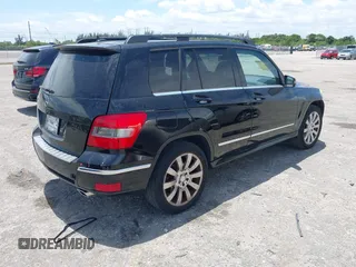 2011 Mercedes-Benz GLK 350 with VIN WDCGG5GB7BF657953, listed as a IAAI auction lot 42156580 with 187,458 mi miles and . Bid and sale history available at DreamBid. Image 4.