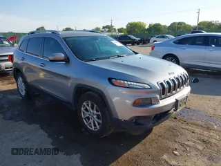 2016 Jeep Cherokee Latitude with VIN 1C4PJMCB5GW218166, listed as a IAAI auction lot 40458497 with 145,272 mi miles and . Bid and sale history available at carsss.com. Image 1.