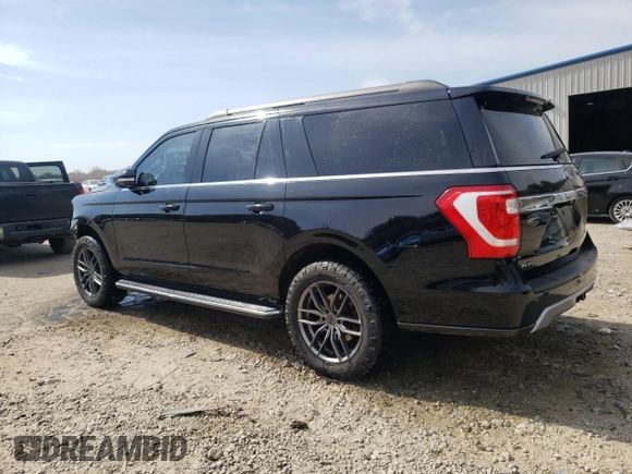 2018 Ford Expedition Max XLT with VIN 1FMJK1JT9JEA26531, listed as a Copart auction lot 46578355 with 121,898 mi miles and Salvage title. Bid and sale history available at DreamBid. Image 2.