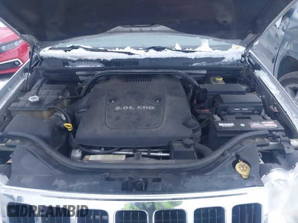 2008 Jeep Grand Cherokee with VIN 1J8HS58M58C117397, listed as a IAAI auction lot 41298484 with 208,095 mi miles and . Bid and sale history available at DreamBid. Image 10.