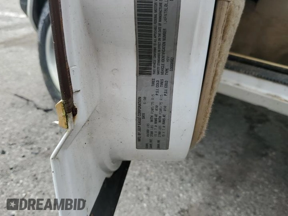 1990 Jeep Grand Wagoneer z VIN 1J4FN78L0LL282169, wystawiony jako Copart lot #59809545 z przebiegiem 194 382 mil mil oraz Czysty tytuł • Clean title. Historia ofert i sprzedaży dostępna na DreamBid. Obrazek 13.