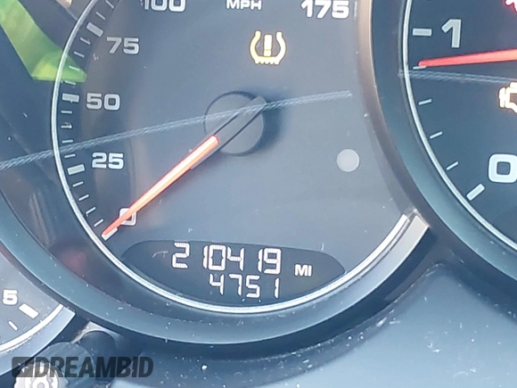 2015 Porsche Cayenne Diesel with VIN WP1AF2A28FLA30738, listed as a IAAI auction lot 41574573 with 210,419 mi miles and . Bid and sale history available at DreamBid. Image 16.