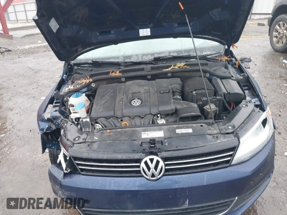 2013 Volkswagen Jetta SE z VIN 3VWDX7AJ3DM267839, wystawiony jako IAAI lot #41157583 z przebiegiem 61 643 mil mil oraz . Historia ofert i sprzedaży dostępna na DreamBid. Obrazek 10.