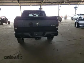 2017 Ram 1500 Express z VIN 3C6RR7KT0HG687881, wystawiony jako Copart lot #51877815 z przebiegiem 96 421 mil mil oraz Szkoda całkowita • Salvage title. Historia ofert i sprzedaży dostępna na DreamBid. Obrazek 6.