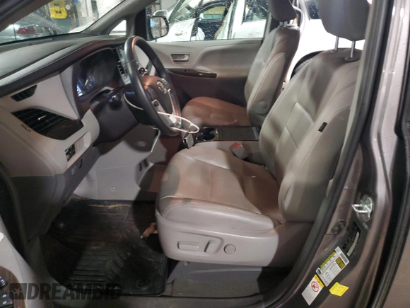 2018 Toyota Sienna XLE Auto Access Seat with VIN 5TDYZ3DC7JS954919, listed as a Copart auction lot 56974515 with 83,821 mi miles and Salvage title. Bid and sale history available at DreamBid. Image 7.