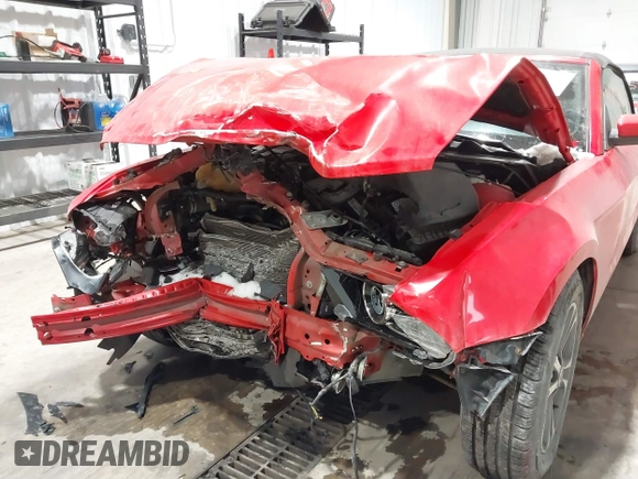 2014 Ford Mustang V6 with VIN 1ZVBP8EM1E5272367, listed as a IAAI auction lot 41543598 with 76,847 mi miles. Bid and sale history available at carsss.com. Image 6.