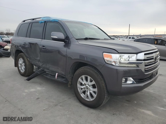 2018 Toyota Land Cruiser with VIN JTMCY7AJ5J4065216, listed as a Copart auction lot 88168895 with 86,825 mi miles and Salvage Title. Bid and sale history available at carsss.com. Image 4.