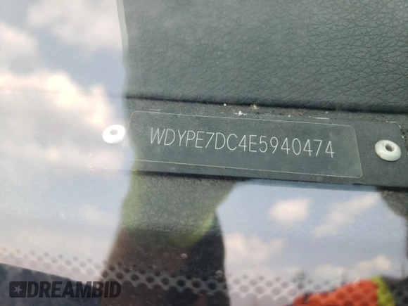 2014 Freightliner Sprinter with VIN WDYPE7DC4E5940474, listed as a Copart auction lot 66700124 with Not Provided miles and Clean Title. Bid and sale history available at DreamBid. Image 13.