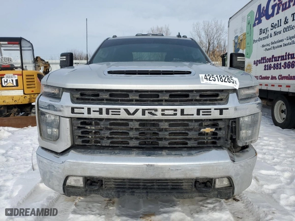 2022 Chevrolet Silverado 3500HD LT with VIN 1GC4YTEY9NF104999, listed as a Copart auction lot 42518285 with 82,840 mi miles and Salvage Title. Bid and sale history available at carsss.com. Image 5.