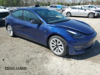 2022 Tesla Model 3 with VIN 5YJ3E1EA1NF370825, listed as a Copart auction lot 51017325 with 95,978 mi miles and Salvage Title. Bid and sale history available at carsss.com. Image 4.