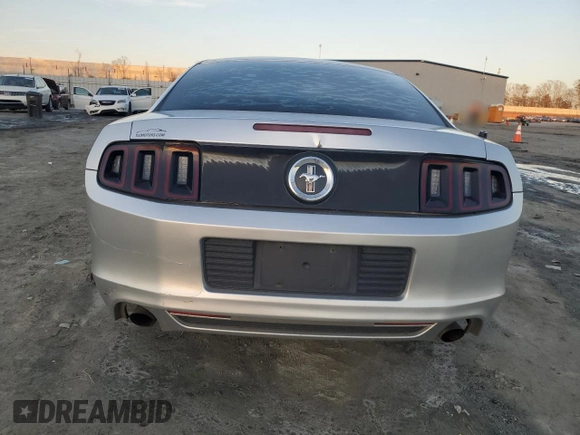 2014 Ford Mustang V6 with VIN 1ZVBP8AM5E5240852, listed as a Copart auction lot 43550315 with 195,614 mi miles and Salvage Title. Bid and sale history available at DreamBid. Image 6.
