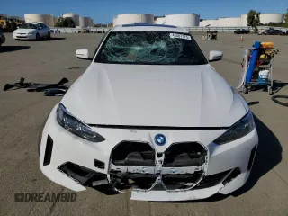 2023 BMW i4 eDrive40 z VIN WBY73AW05PFN75140, wystawiony jako Copart lot #46587175 z przebiegiem 28 426 mil mil oraz Szkoda całkowita • Salvage title. Historia ofert i sprzedaży dostępna na DreamBid. Obrazek 5.