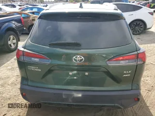 2023 Toyota Corolla Cross XLE z VIN 7MUDAABG2PV047865, wystawiony jako Copart lot #52755985 z przebiegiem 23 787 mil mil oraz Szkoda całkowita • Salvage title. Historia ofert i sprzedaży dostępna na DreamBid. Obrazek 6.
