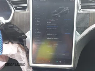 2013 Tesla Model S Performance with VIN 5YJSA1DP5DFP25345, listed as a IAAI auction lot 42288379 with 165,915 mi miles and . Bid and sale history available at DreamBid. Image 7.