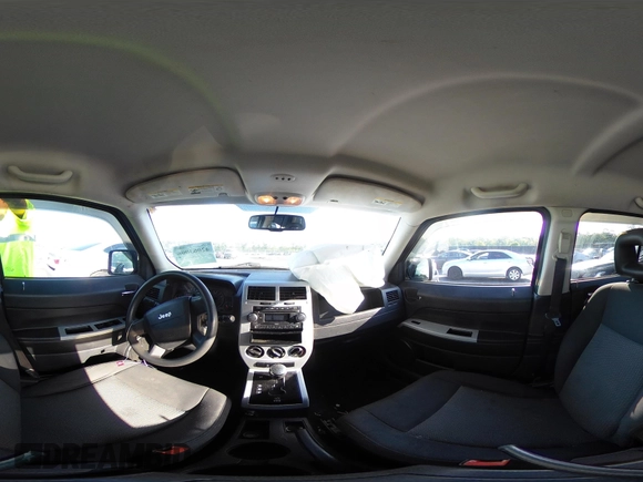 2008 Jeep Patriot Sport with VIN 1J8FT28W08D589442, listed as a IAAI auction lot 42063006 with 265,904 mi miles. Bid and sale history available at carsss.com. Image 18.