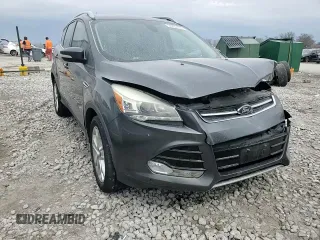 2015 Ford Escape Titanium with VIN 1FMCU9J90FUA52213, listed as a Copart auction lot 50302455 with 170,268 mi miles and Salvage Title. Bid and sale history available at carsss.com. Image 12.
