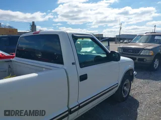 1998 Chevrolet S-10 with VIN 1GCCS1447WK260094, listed as a IAAI auction lot 41648784 with 173,562 mi miles. Bid and sale history available at carsss.com. Image 8.